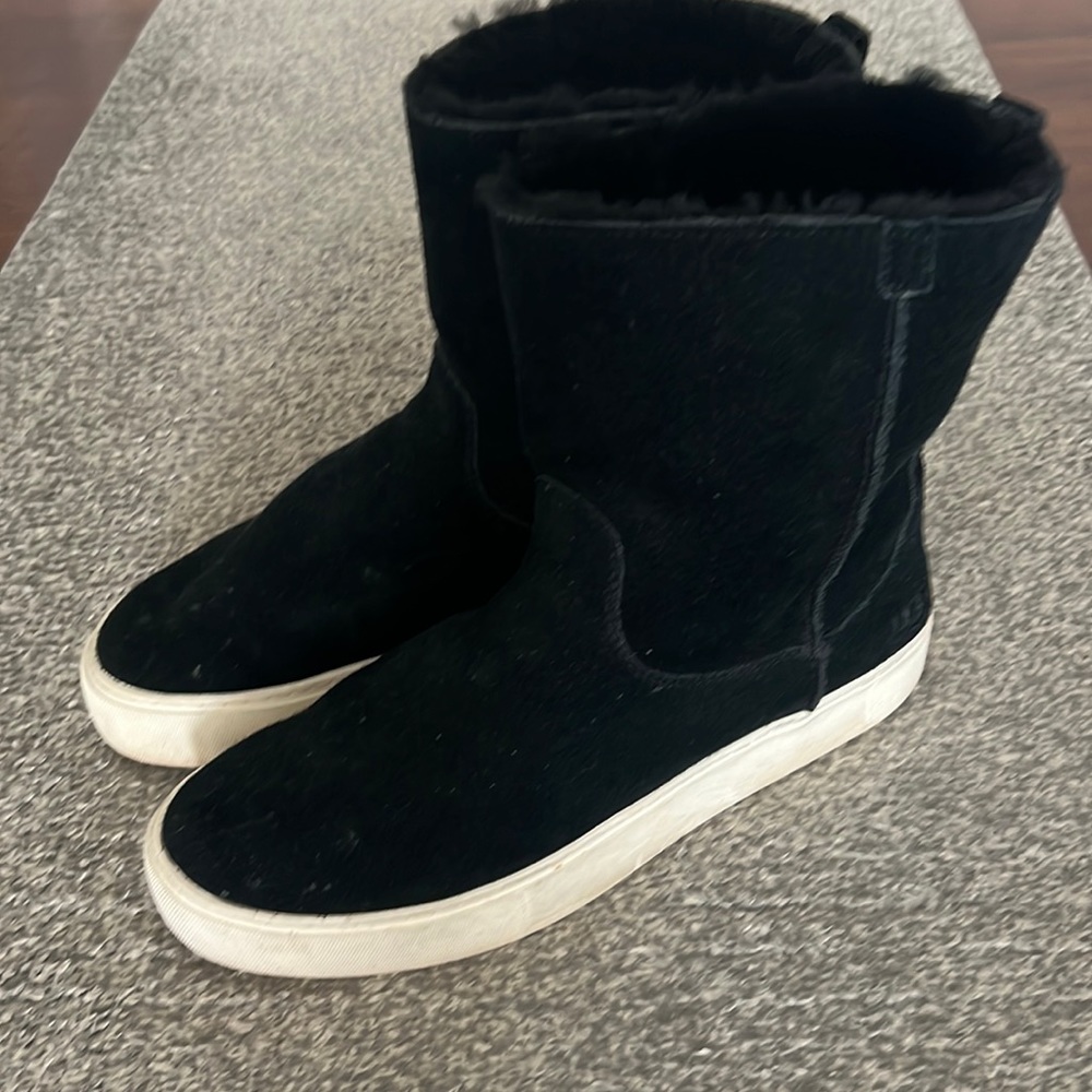 UGGS 💌WOMENS SZ 12